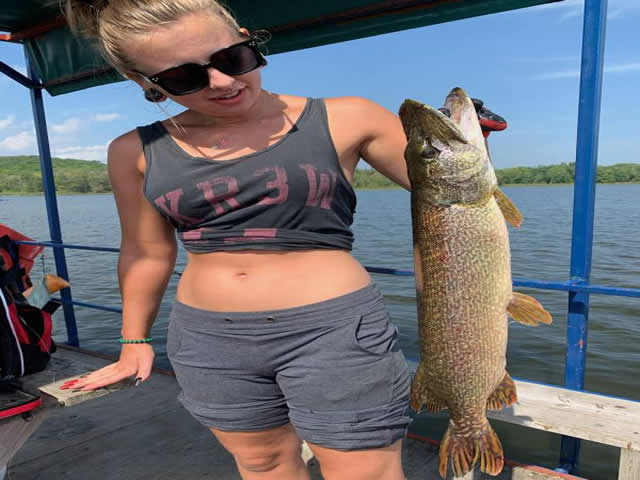 Lawrence Park Little Lake Fish 6