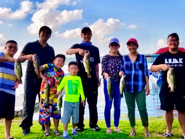 Lawrence Park Little Lake Fish 11